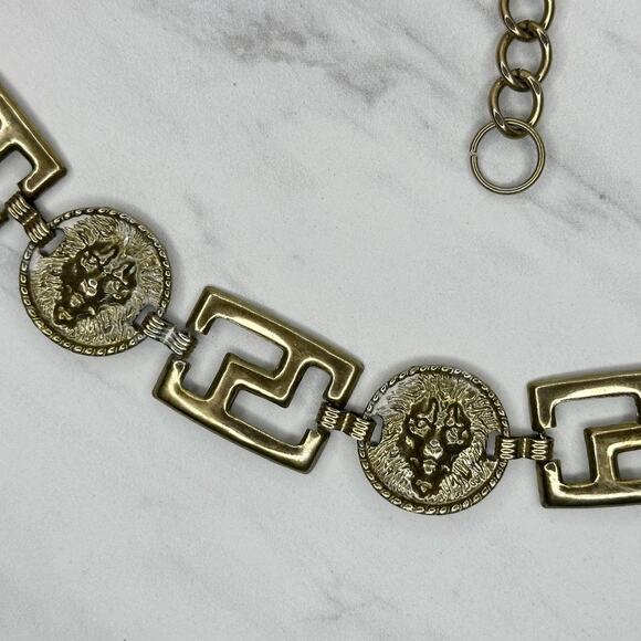 Vintage Gold Lion Head Greek Key Medallion Chain Link Belt Small/Medium (S/M) ✨ main image 10